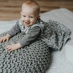 Emma & Noah Sommerschlafsack Musselin 0.5 TOG In Grau – Bild 7